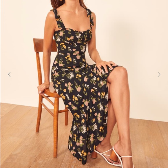 Reformation Dresses & Skirts - Reformation Black Floral Midi Dress
